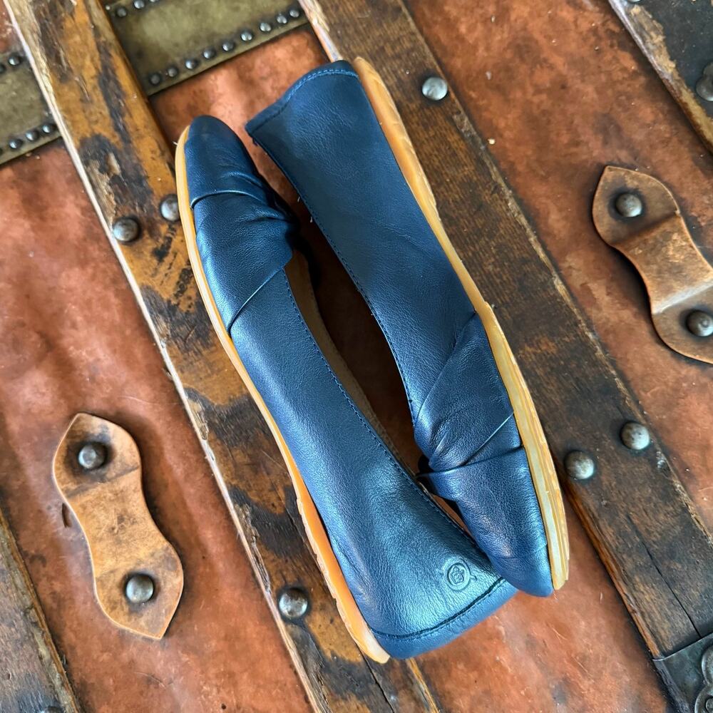 Born Lilly Flats in Navy Blue - Picture 3 of 6
